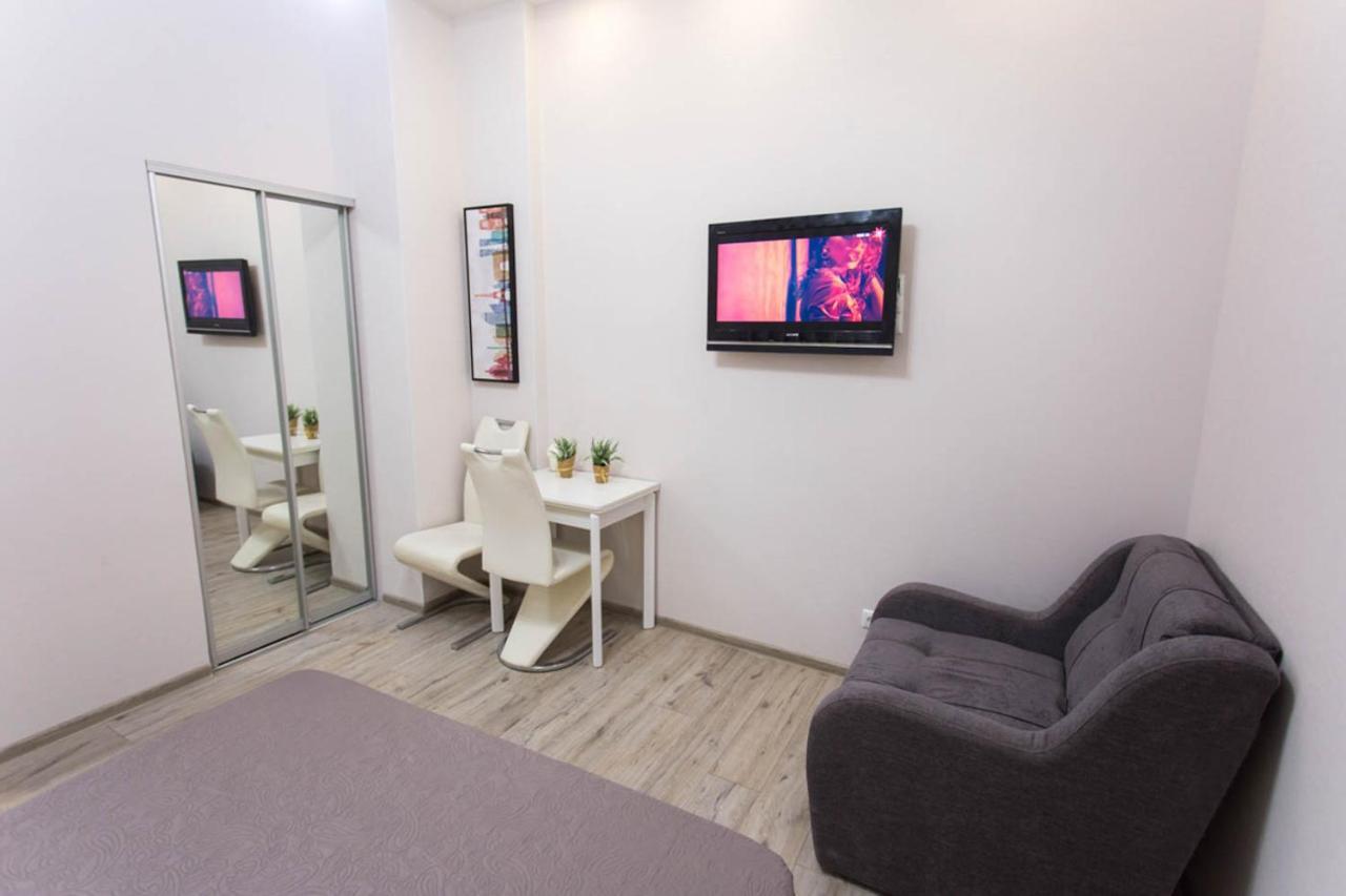 New Apartments In The City Center - Kuznechna Str. 26/1 Carcóvia Exterior foto